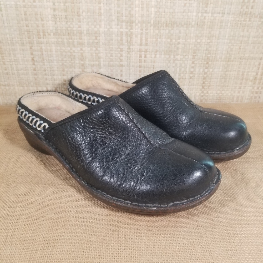 Ugg Australia Kohala Leather Slip-on Clogs